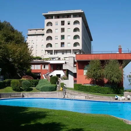 Di Apartment *